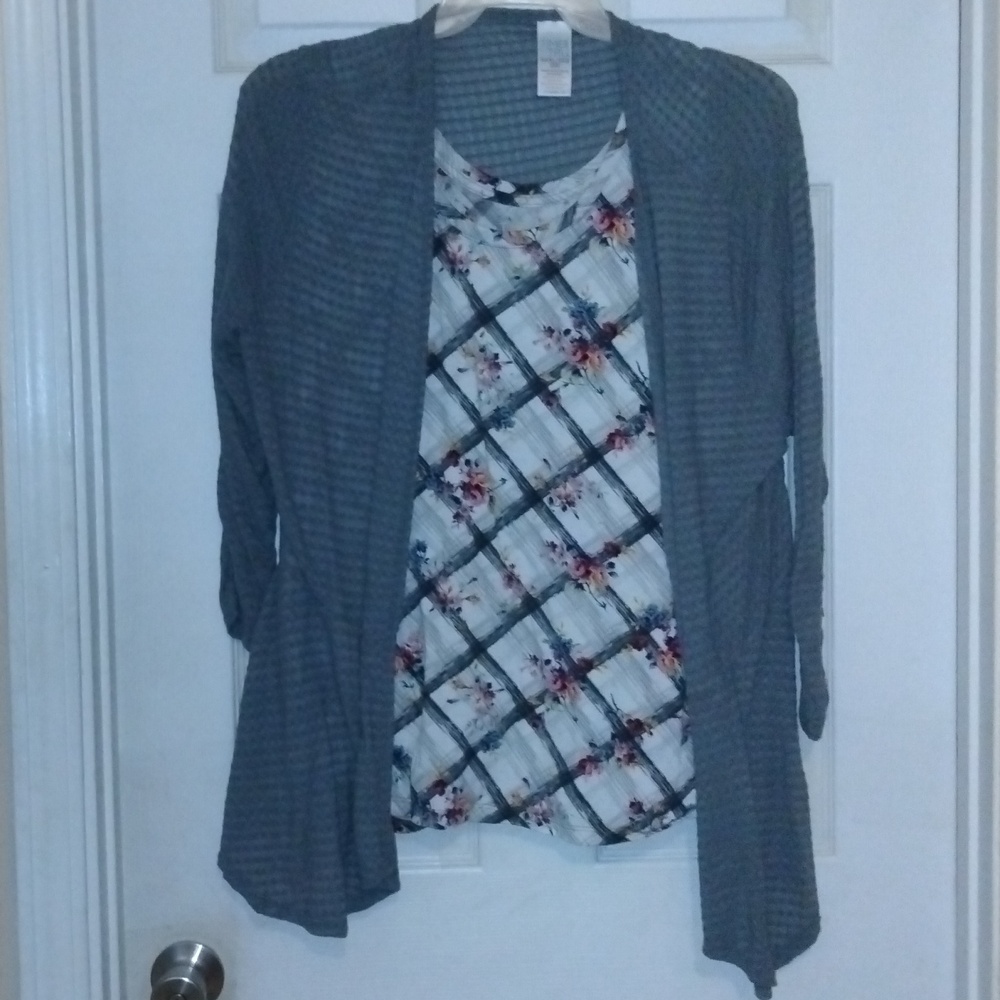 Time and Tru Tank Top with Cardigan
